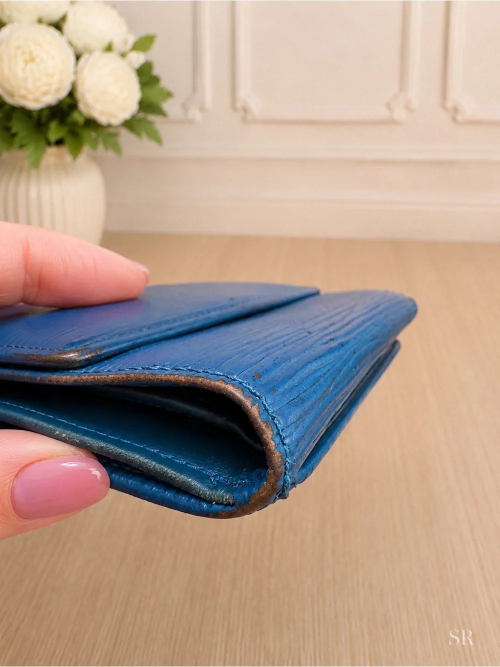 Vintage Louis Vuitton Portefeuille Elise Wallet Toledo Blue Epi Leather